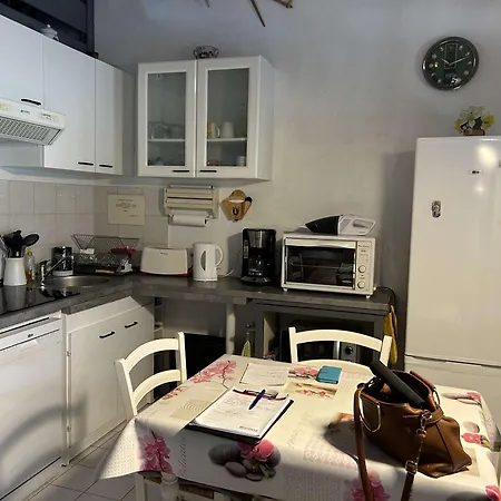 Charmant Appt A St Aygulf: Piscine, Tennis, Plage Proche, 6 Couchers, Grand Garage - Fr-1-226a-178