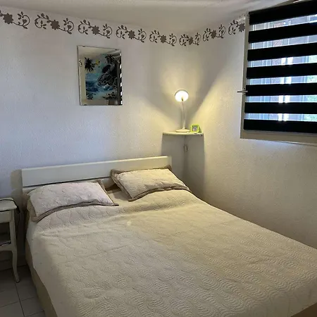アパート Charmant Appt A St Aygulf: Piscine, Tennis, Plage Proche, 6 Couchers, Grand Garage - Fr-1-226a-178